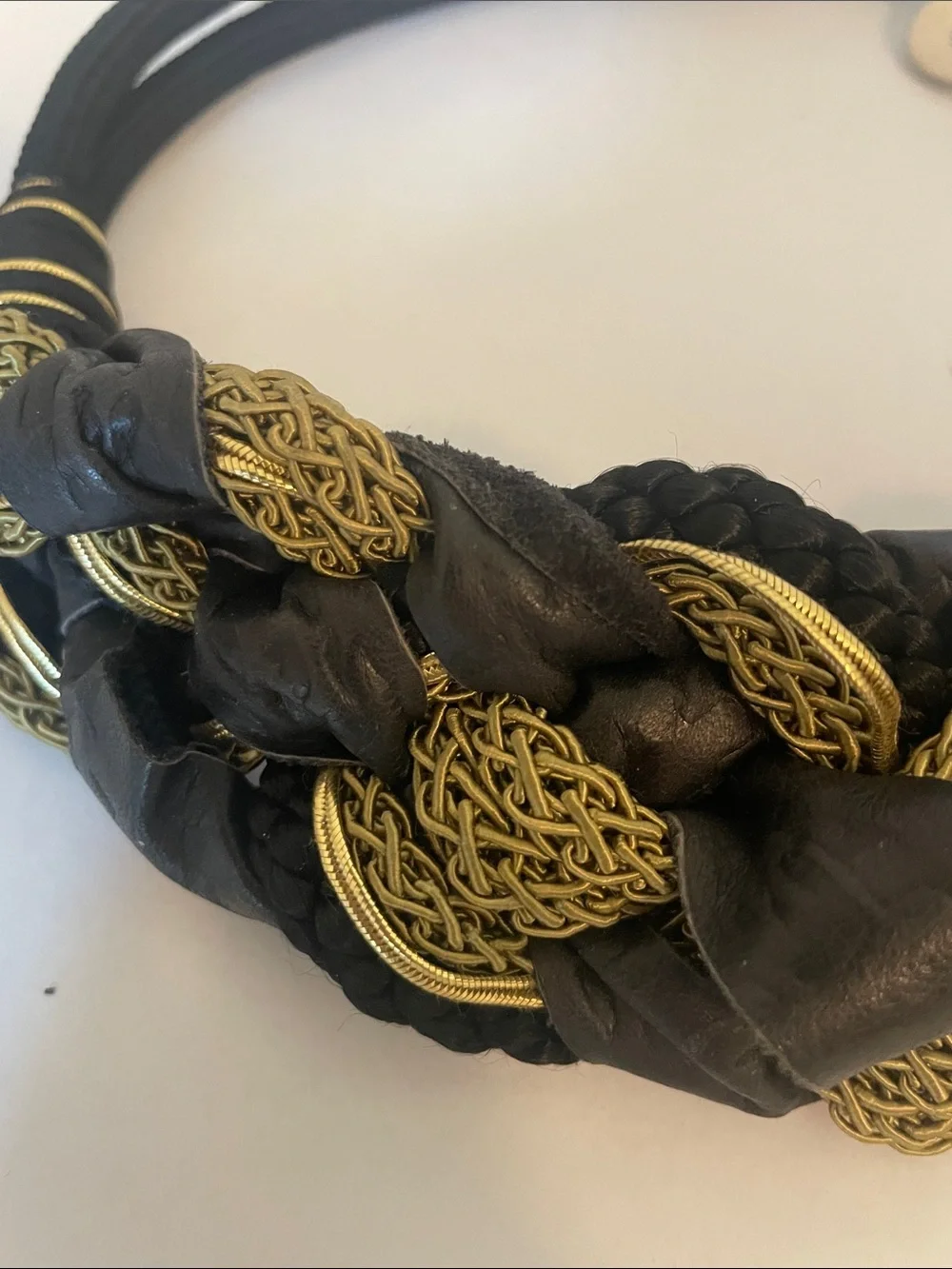 Vintage 80s Braided Belt Woven Leather Cord Metallic Stretch black Gold
